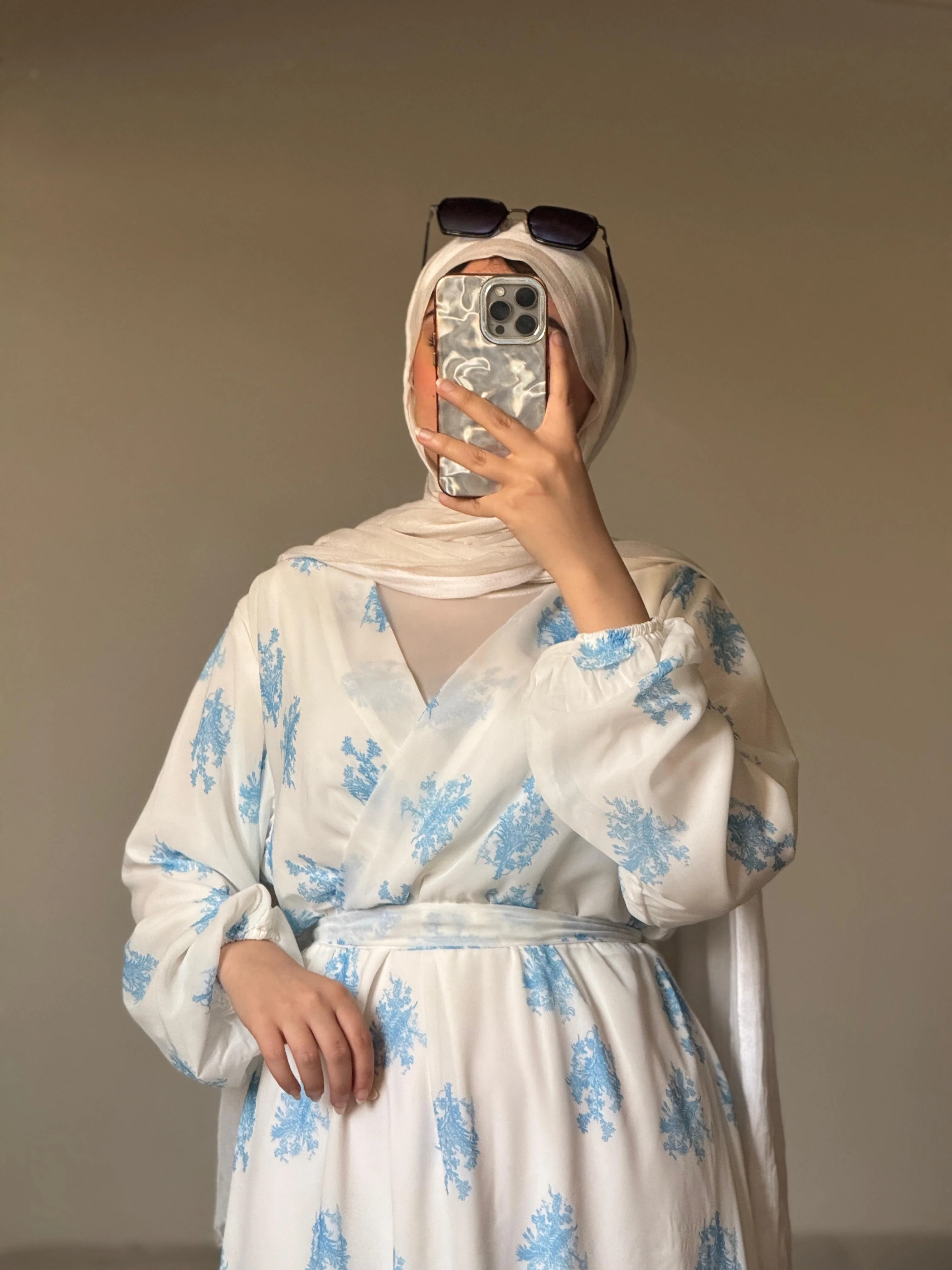 LANA - Image 3